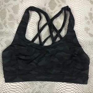 Lululemon free to be serene BLACK CAMO sports bra